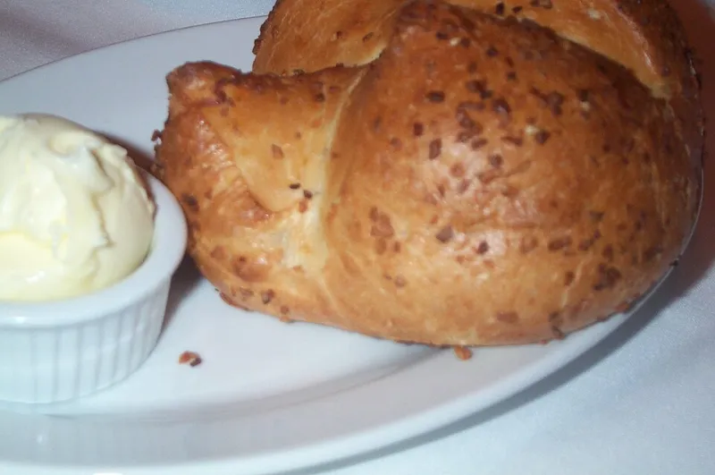 Behind the Pass: How Greer's Kitchen and Cellar Collaborate to Create Unforgettable Dining Moments
